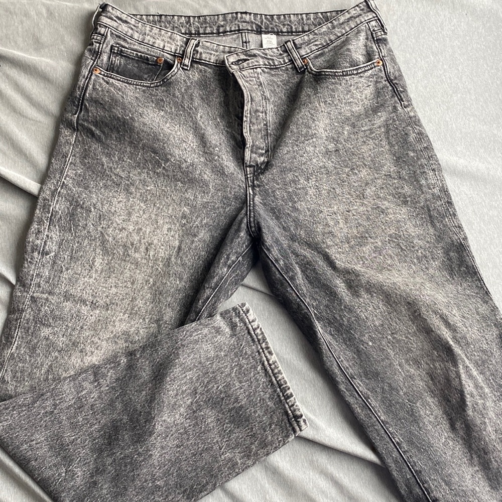 Gray/black denim ultra high waisted H&M jeans